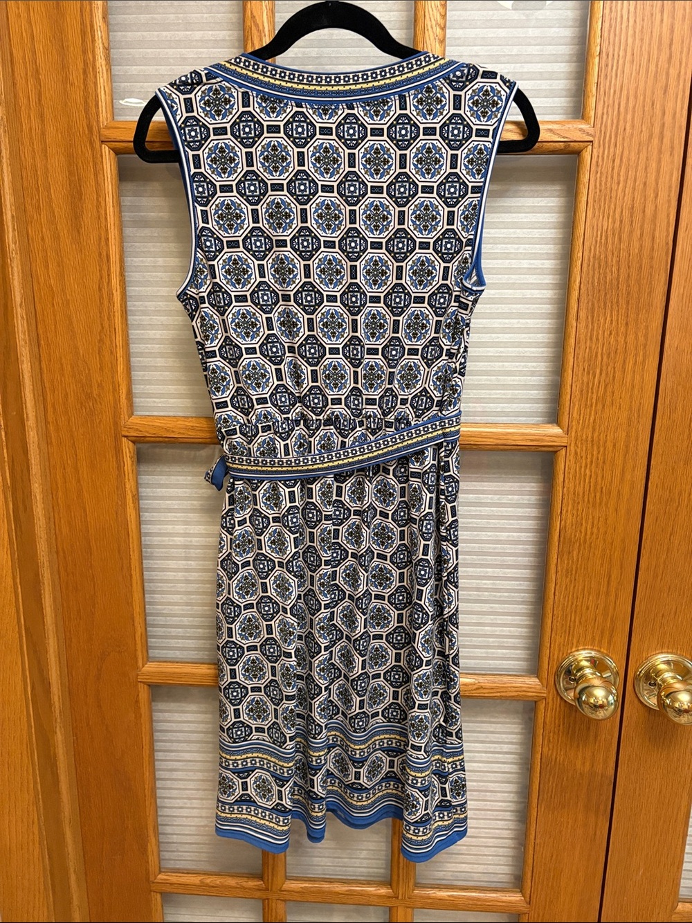 EUC Max Studio Blue and White Sleeveless Faux Wrap-Style Midi Dress - Picture 4 of 4